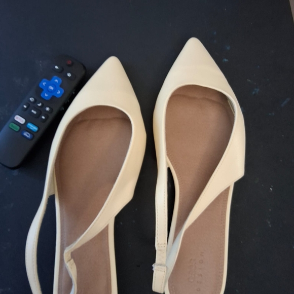 ASOS Cream Pointed Slingback Flats - Picture 2 of 8